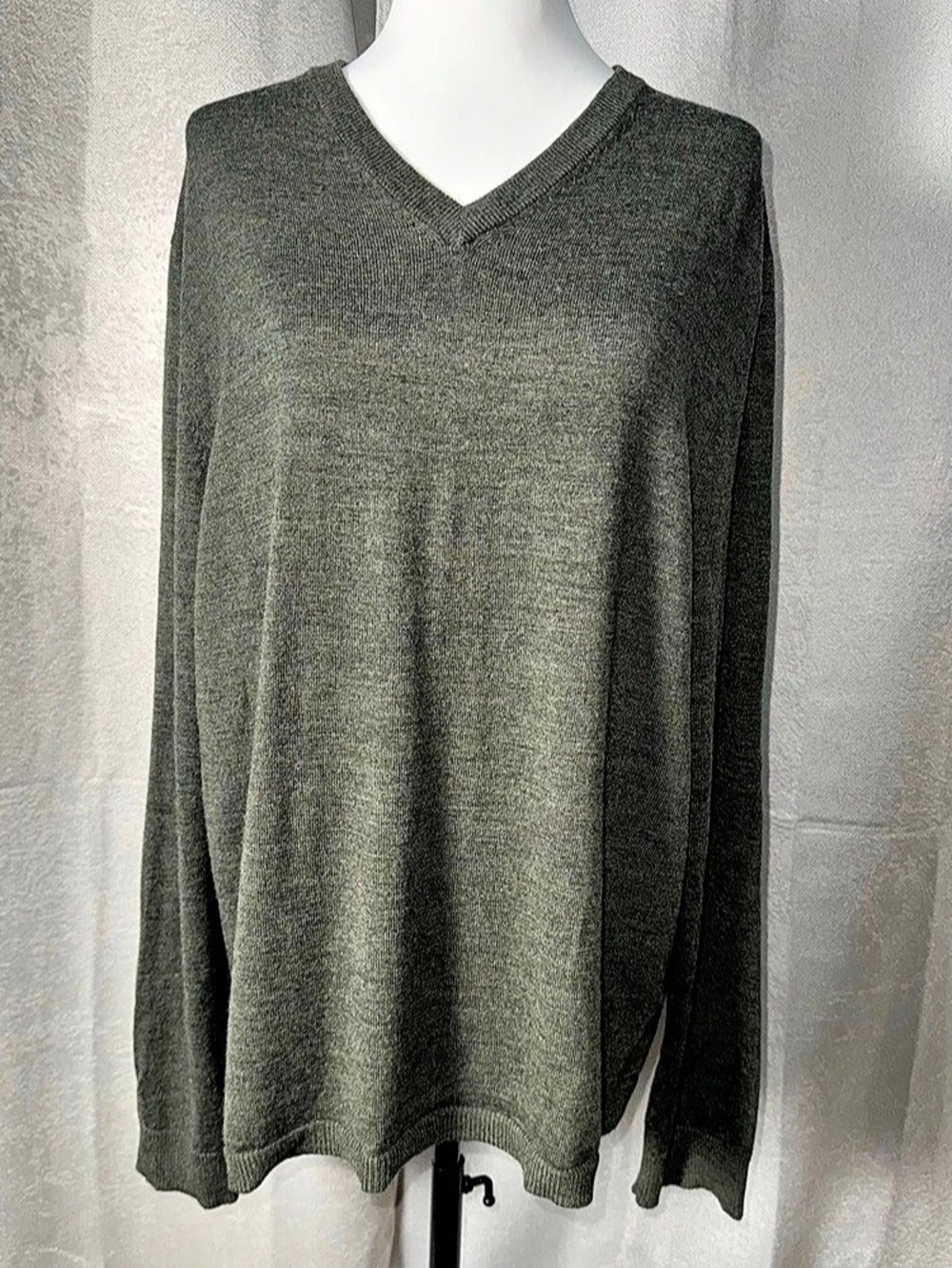 Gap Italian Merino Wool V-Neck Sweater Size XL  Olive
